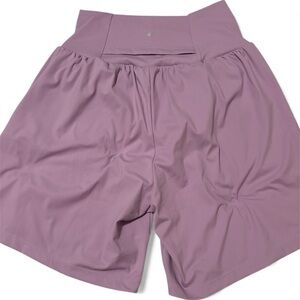 Halara Softlyzero Airy Super High
Waisted 2-in-1 Cool Touch Yoga Shorts 7"